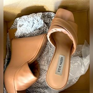 Steven madden platform